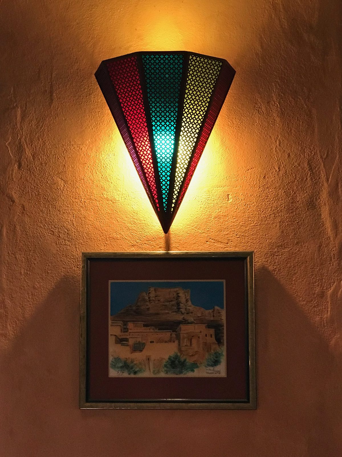 Lanterne colorée de la salle