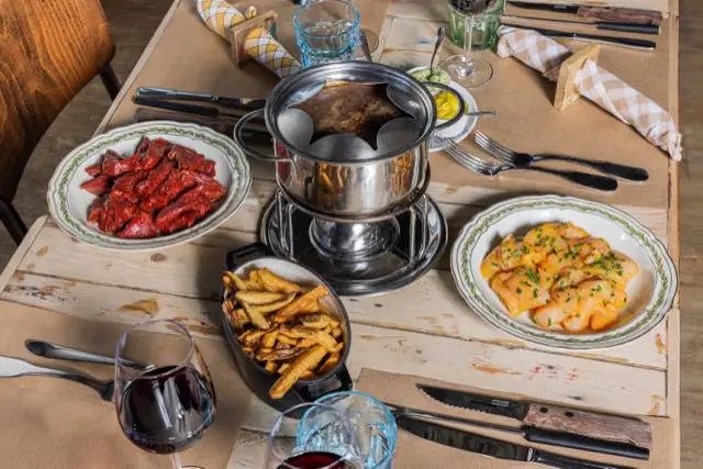 Un plat servi Chez TOF