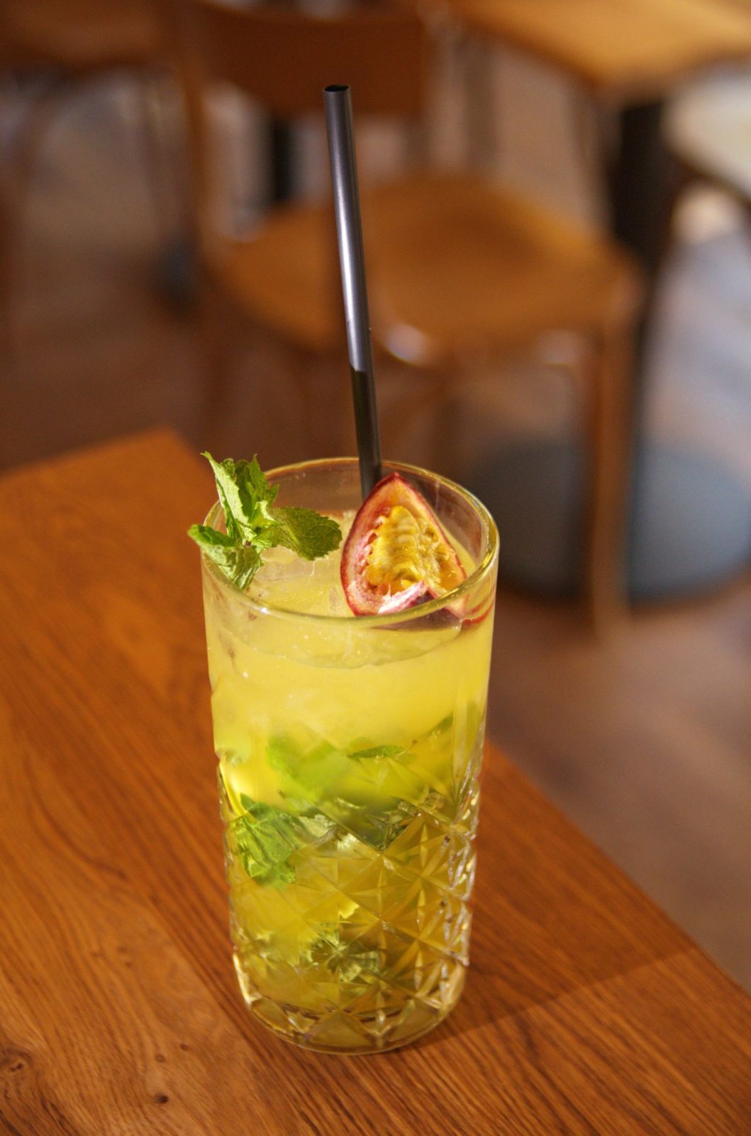 Cocktail servi au bar