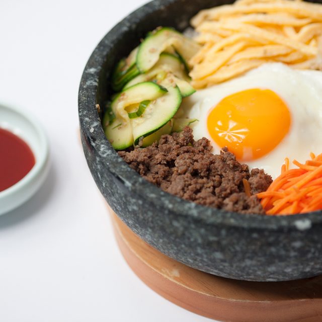 Bibimbap au bol de pierre, Namoo Lausanne