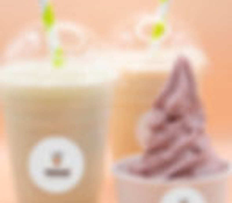 Un milkshake, un smoothie et un yogourt glacé Yogo